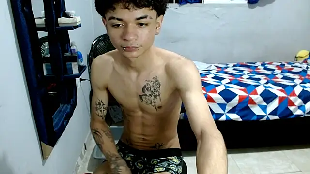 Snapshot of Lovebeng_ chatting on February 11, 2025, 2:03 am Lovebeng online show from February 11, 2025, 2:03 am