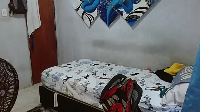 Lovebeng  online show from December 16, 2025, 9:09 pm