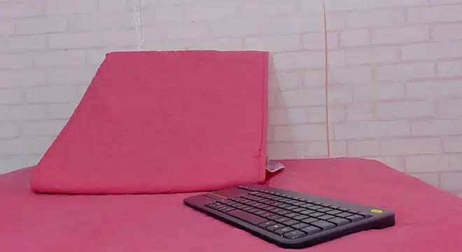 rosse thompson11 online show from January 10, 2025, 7:11 pm
