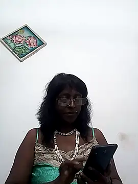 mamakarma1403 online show from February 5, 2025, 3:13 am