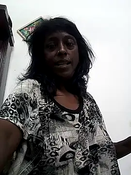 mamakarma1403 online show from February 15, 2025, 8:43 pm