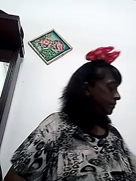 mamakarma1403 online show from February 16, 2025, 10:32 pm