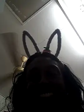 mamakarma1403 online show from September 20, 2025, 12:33 am