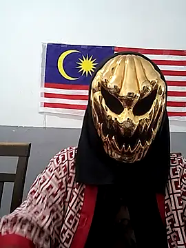 mamakarma1403 online show from October 29, 2025, 4:59 am