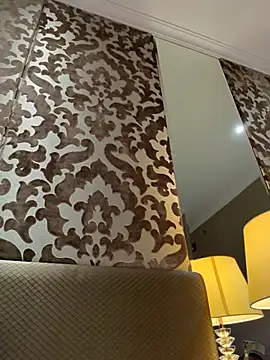 mamakarma1403 online show from February 3, 2026, 9:31 pm