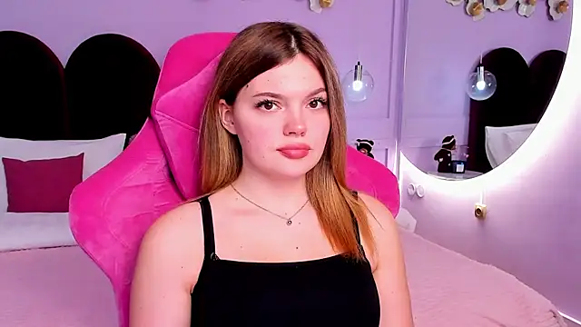 Snapshot of ZaraBloom chatting on January 30, 2025, 10:41 pm ZaraBloom online show from January 30, 2025, 10:41 pm