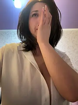 Snapshot of JoyFulLicss chatting on March 21, 2025, 5:34 pm JoyFulLicss online show from March 21, 2025, 5:34 pm