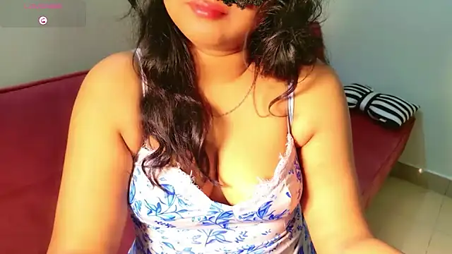 Winterblue  online show from February 10, 2026, 6:56 pm