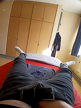 Snapshot of pascalino100 chatting on March 17, 2026, 1:58 pm pascalino100 online show from March 17, 2026, 1:58 pm