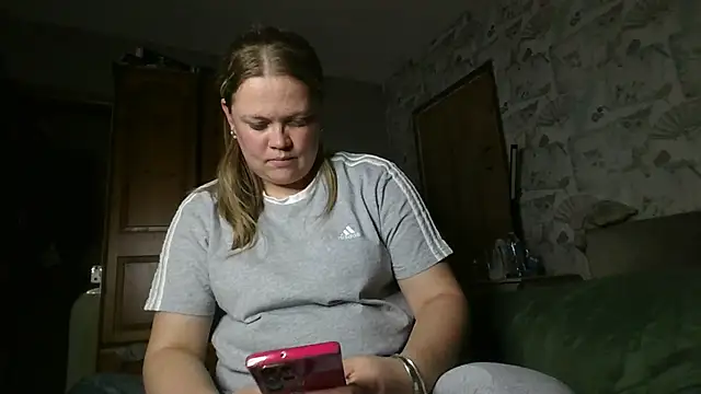 comeforfun24 online show from March 13, 2025, 8:22 pm