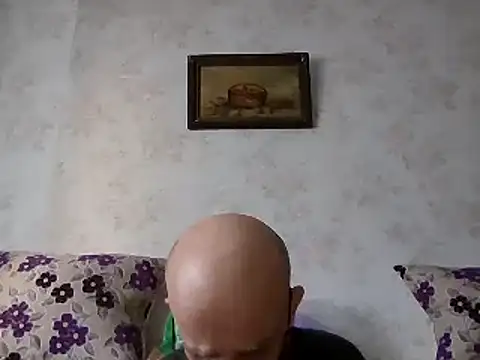 Snapshot of mariusica1@xh chatting on January 6, 2025, 10:13 am mariusica1xh online show from January 6, 2025, 10:13 am