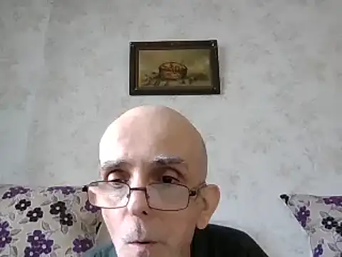 Snapshot of mariusica1@xh chatting on January 7, 2025, 11:16 am mariusica1xh online show from January 7, 2025, 11:16 am