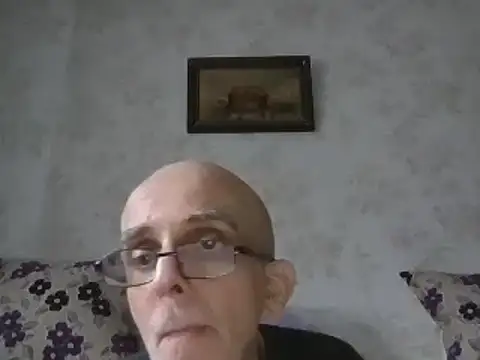 Snapshot of mariusica1@xh chatting on January 7, 2025, 2:19 pm mariusica1xh online show from January 7, 2025, 2:19 pm
