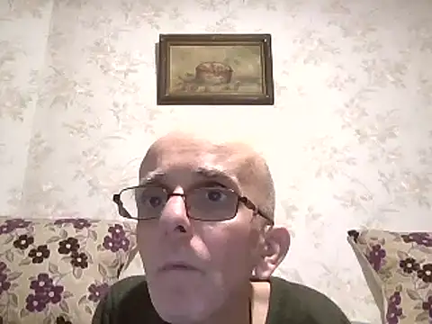 Snapshot of mariusica1@xh chatting on January 10, 2025, 5:34 pm mariusica1xh online show from January 10, 2025, 5:34 pm