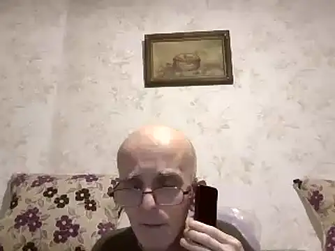 Snapshot of mariusica1@xh chatting on January 10, 2025, 8:37 pm mariusica1xh online show from January 10, 2025, 8:37 pm