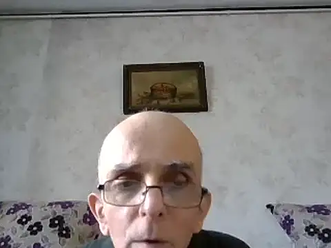 Snapshot of mariusica1@xh chatting on January 20, 2025, 9:46 am mariusica1xh online show from January 20, 2025, 9:46 am