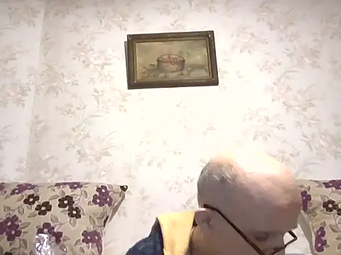 Snapshot of mariusica1@xh chatting on February 2, 2025, 6:31 pm mariusica1xh online show from February 2, 2025, 6:31 pm