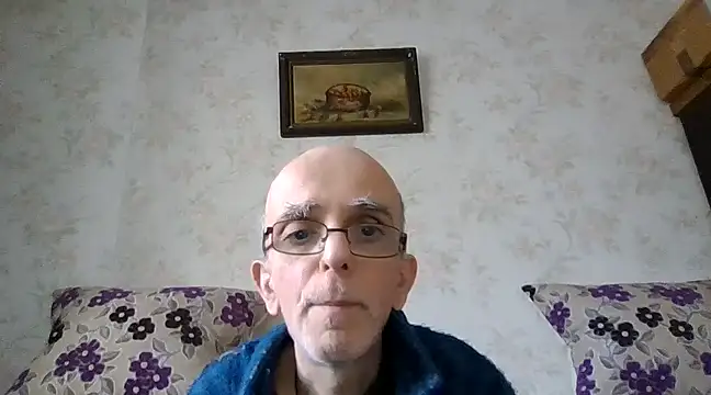 Snapshot of mariusica1@xh chatting on February 9, 2025, 1:14 pm mariusica1xh online show from February 9, 2025, 1:14 pm