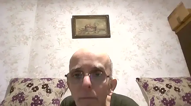 Snapshot of mariusica1@xh chatting on February 9, 2025, 7:19 pm mariusica1xh online show from February 9, 2025, 7:19 pm