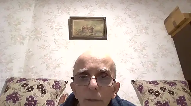 Snapshot of mariusica1@xh chatting on February 21, 2025, 11:54 pm mariusica1xh online show from February 21, 2025, 11:54 pm