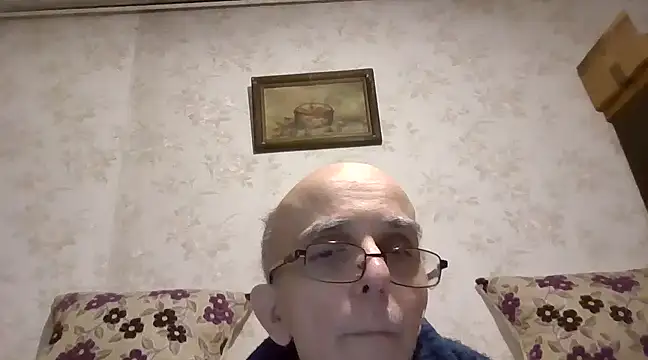 Snapshot of mariusica1@xh chatting on March 1, 2025, 9:48 pm mariusica1xh online show from March 1, 2025, 9:48 pm