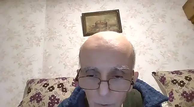 Snapshot of mariusica1@xh chatting on March 2, 2025, 12:53 am mariusica1xh online show from March 2, 2025, 12:53 am