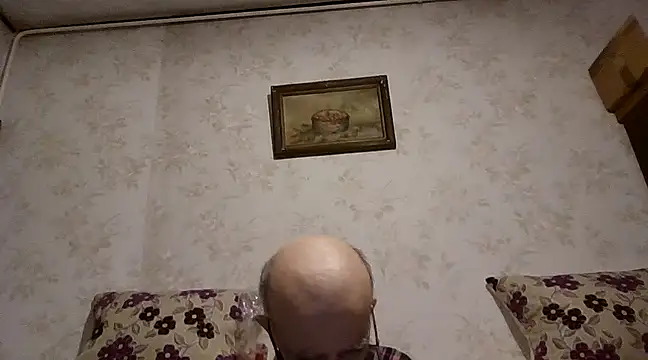 Snapshot of mariusica1@xh chatting on March 6, 2025, 7:32 pm mariusica1xh online show from March 6, 2025, 7:32 pm