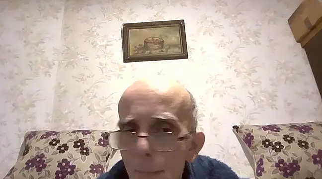 Snapshot of mariusica1@xh chatting on March 7, 2025, 2:15 am mariusica1xh online show from March 7, 2025, 2:15 am