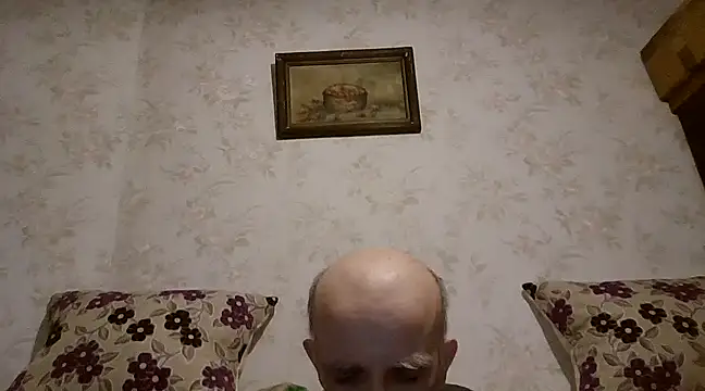 Snapshot of mariusica1@xh chatting on March 11, 2025, 11:26 pm mariusica1xh online show from March 11, 2025, 11:26 pm