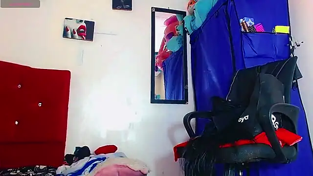 Snapshot of nicol_gill_ chatting on February 11, 2025, 11:21 am nicol gill online show from February 11, 2025, 11:21 am