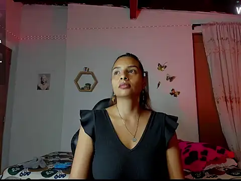 mykaelahoney online show from November 13, 2025, 6:01 am