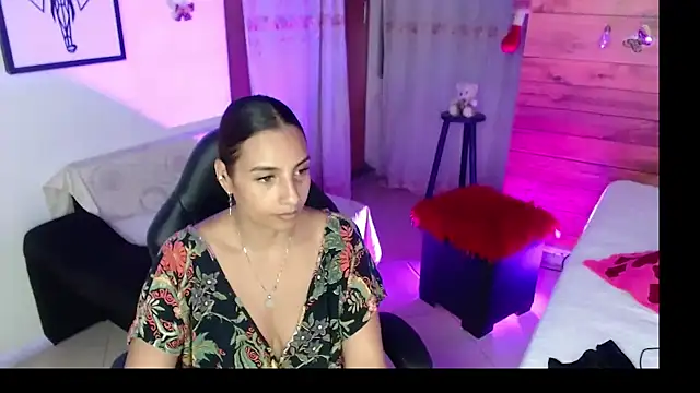 mykaelahoney online show from March 6, 2026, 4:53 am