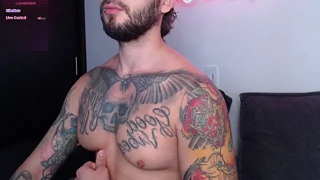 Snapshot of marco_allison43 chatting on October 12, 2025, 7:13 pm marco allison43 online show from October 12, 2025, 7:13 pm