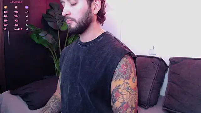 Snapshot of marco_allison43 chatting on October 16, 2025, 3:46 pm marco allison43 online show from October 16, 2025, 3:46 pm