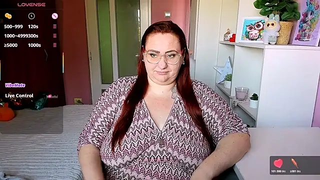 lovely adelle online show from November 21, 2025, 8:35 am