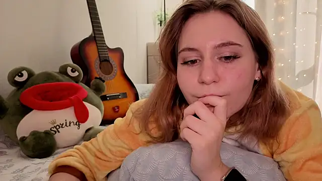 Snapshot of Diana_Flower chatting on October 1, 2025, 9:48 am Diana Flower online show from October 1, 2025, 9:48 am