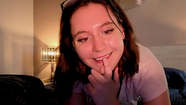 Snapshot of Diana_Flower chatting on October 21, 2025, 10:27 am Diana Flower online show from October 21, 2025, 10:27 am