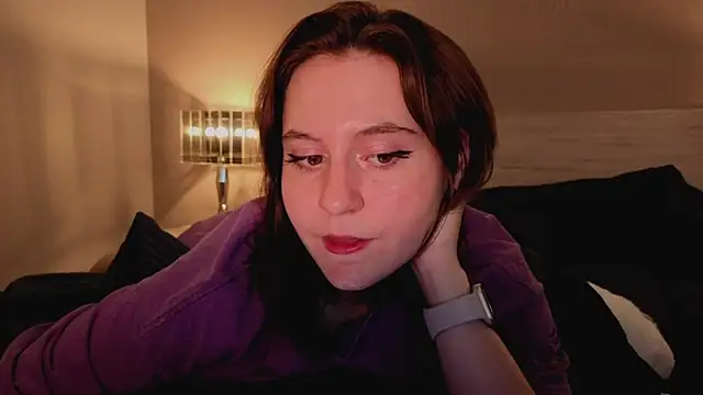 Snapshot of Diana_Flower chatting on October 22, 2025, 2:45 am Diana Flower online show from October 22, 2025, 2:45 am