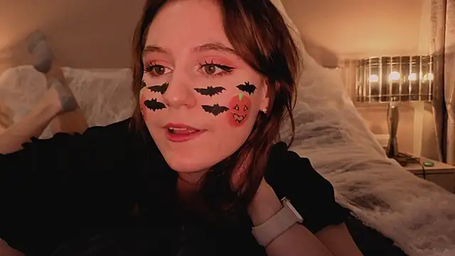 Snapshot of Diana_Flower chatting on October 31, 2025, 6:25 am Diana Flower online show from October 31, 2025, 6:25 am