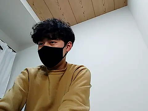 whitebriefboy online show from February 17, 2025, 3:20 pm