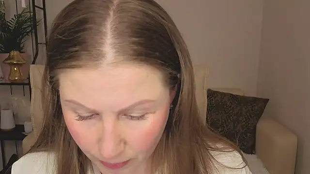 Helens love online show from June 18, 2026, 3:29 am
