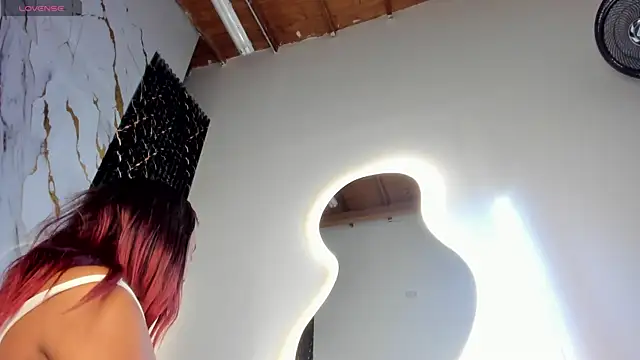 ebony hot1 online show from March 17, 2026, 1:58 pm