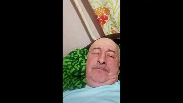 Snapshot of Caprron chatting on March 10, 2026, 6:13 pm Caprron online show from March 10, 2026, 6:13 pm