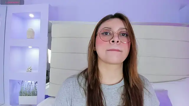 Lanna18 online show from January 22, 2025, 11:45 am