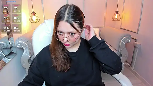 Lanna18 online show from March 8, 2025, 3:02 pm