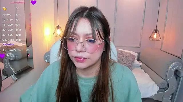 Lanna18 online show from October 15, 2025, 11:43 am