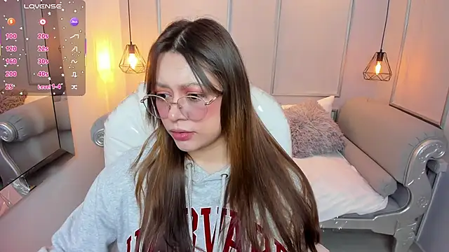 Lanna18 online show from October 24, 2025, 11:50 am