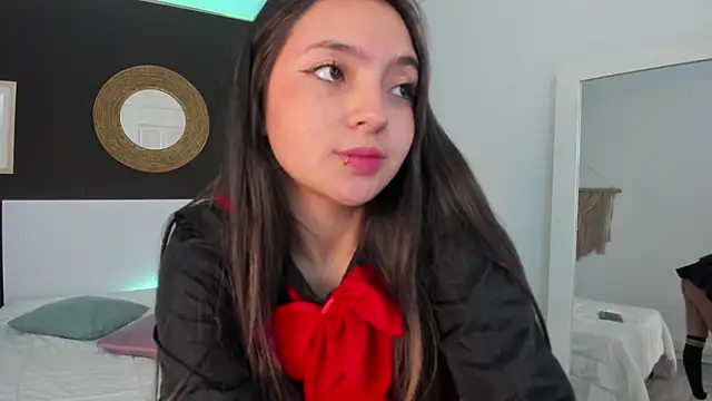 Sabriina   online show from December 4, 2024, 4:16 pm