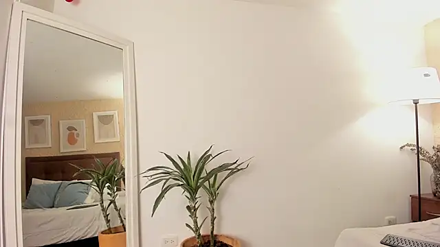 Sabriina   online show from September 10, 2025, 10:43 pm