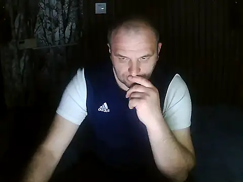 Snapshot of kelorak2000 chatting on March 12, 2025, 6:11 pm kelorak2000 online show from March 12, 2025, 6:11 pm